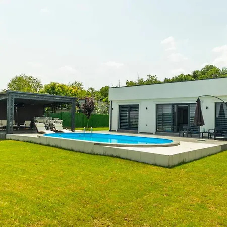 Grof Daire Vinca (Belgrade)