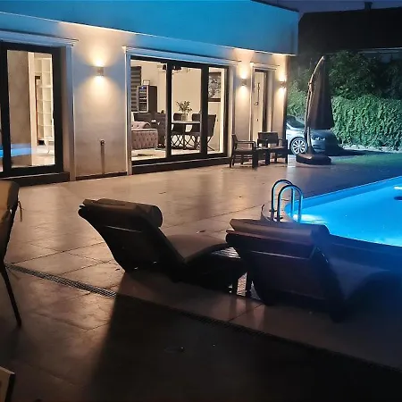 Grof * Vinca (Belgrade)